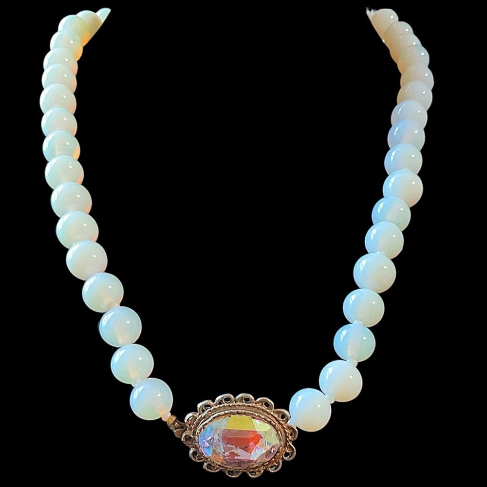 Vintage Opaline Glass Aurora Borealis Rhinestone Vintage Necklace